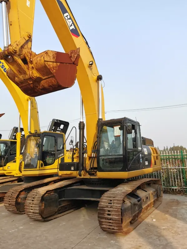 Used Volvo EC950 Excavator: A Reliable Workhorse