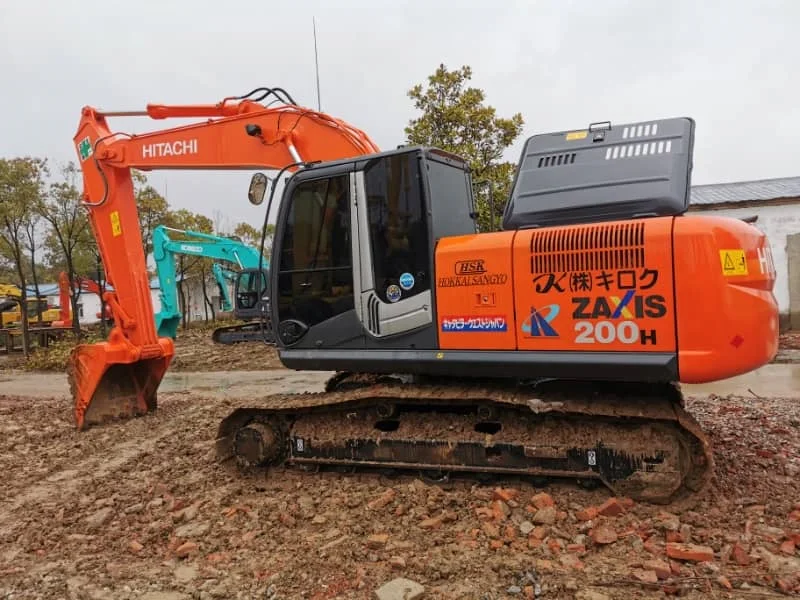 Used Hitachi ZX200 Excavator with Low Operating Hours