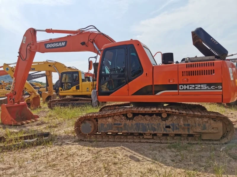 Buy High-Quality Used Doosan DH225 Excavators at Great Prices