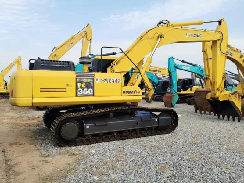 Excavadora Komatsu PC350 de 35 toneladas usada a la venta: gran capacidad y excelente estado.
