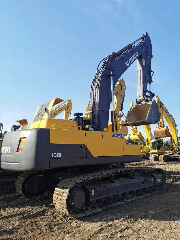 Gebrauchte Volvo EC360-Bagger zum Kauf verfügbar