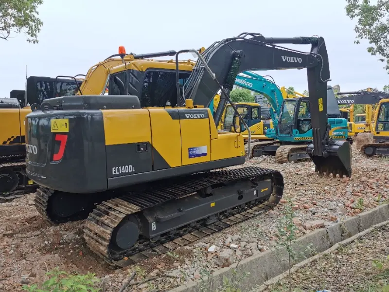 Günstiger gebrauchter Volvo EC140-Bagger mit zahlreichen Funktionen