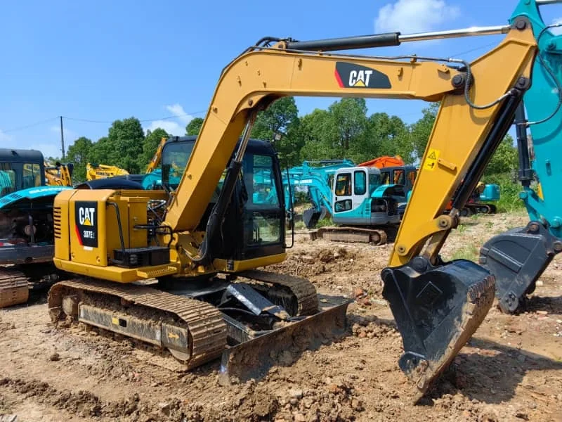 Excavadoras Caterpillar 306, 307 y 308 a la venta en excelentes condiciones.