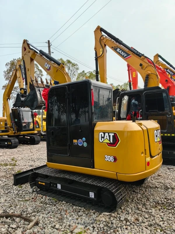 Mini-pelle sur chenilles Cat 306E d'occasion à vendre – Prix abordable