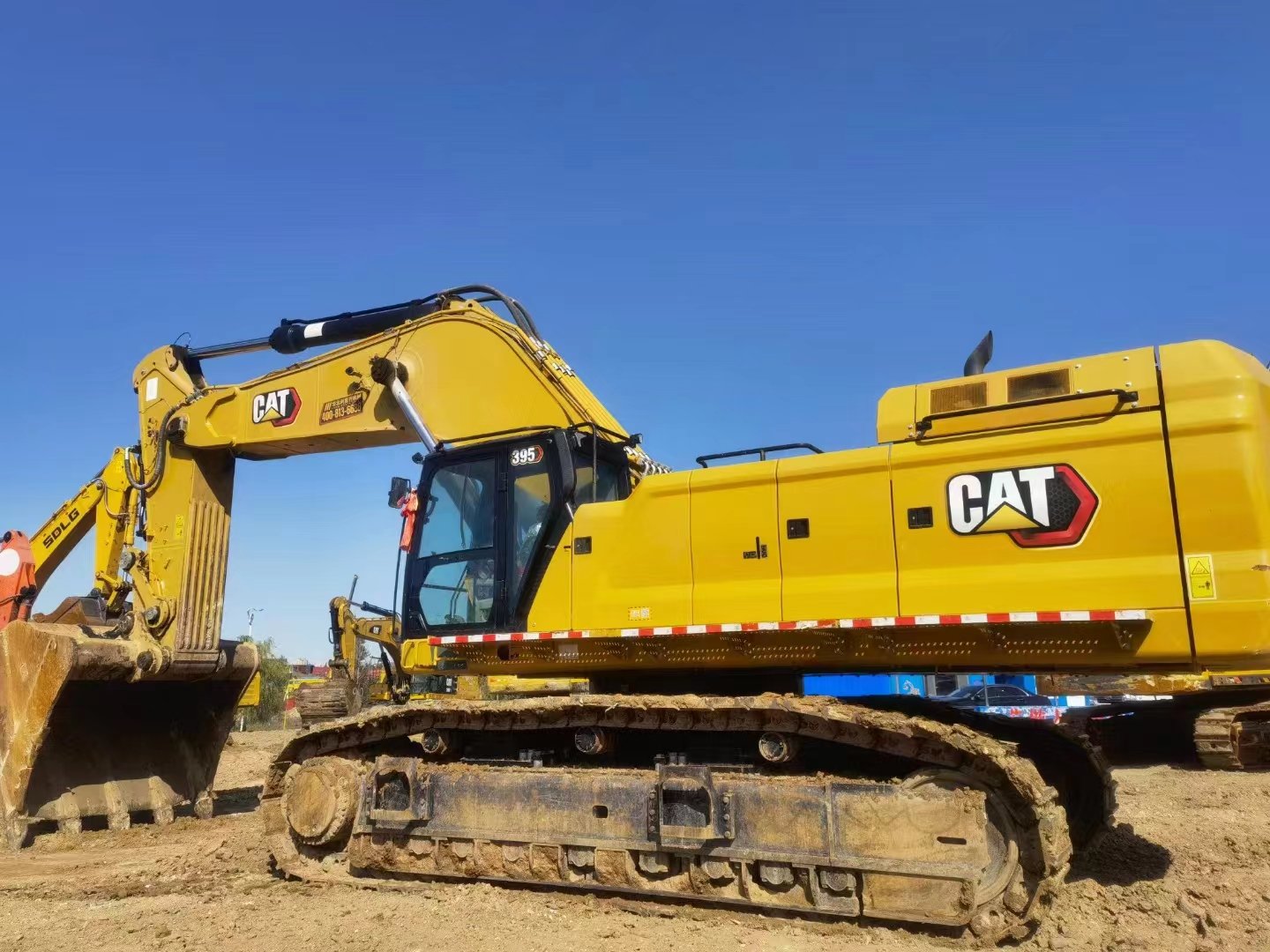 Used crawler excavators