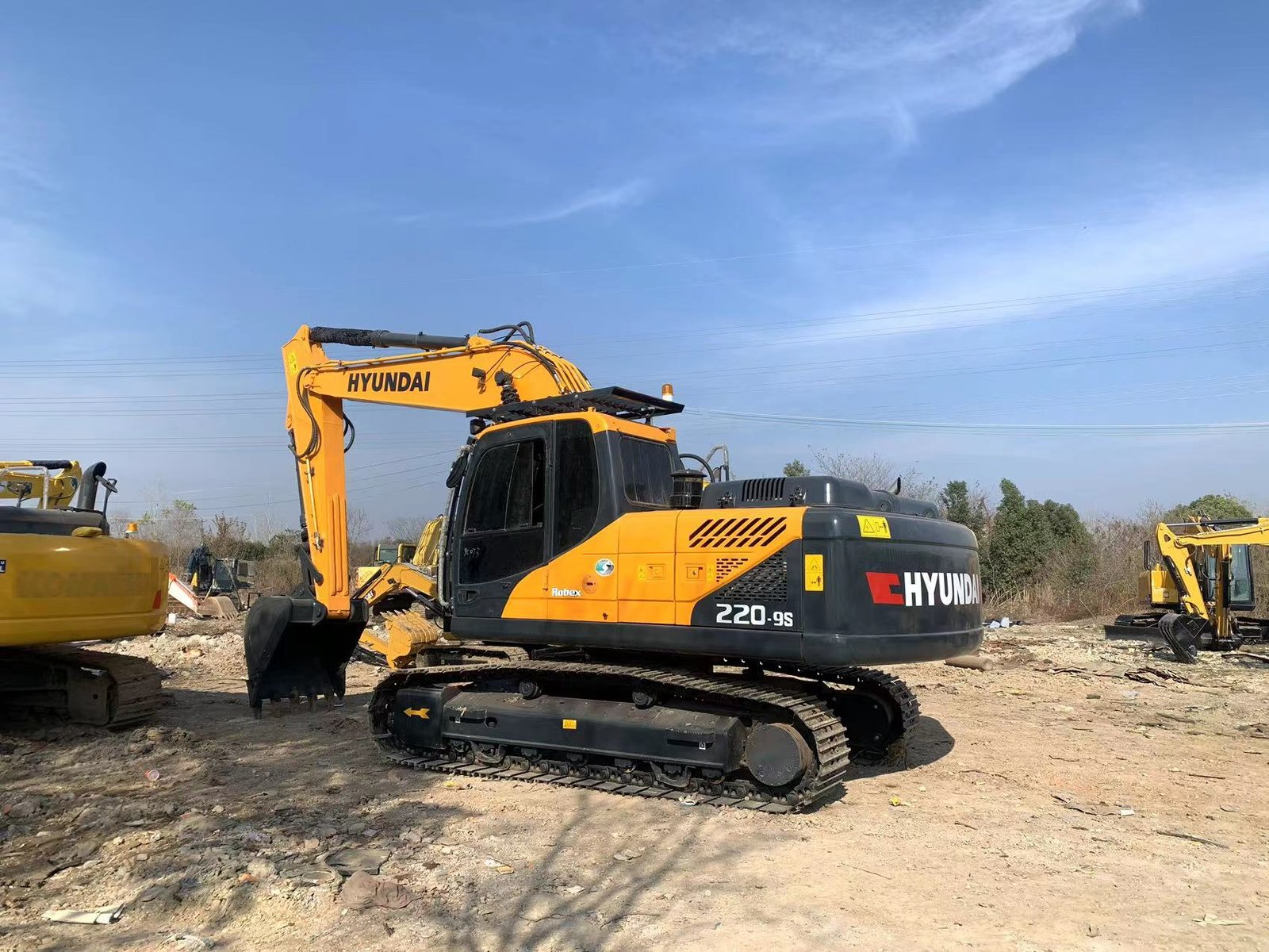 Affordable Used Hyundai 220 Excavator in Prime Condition